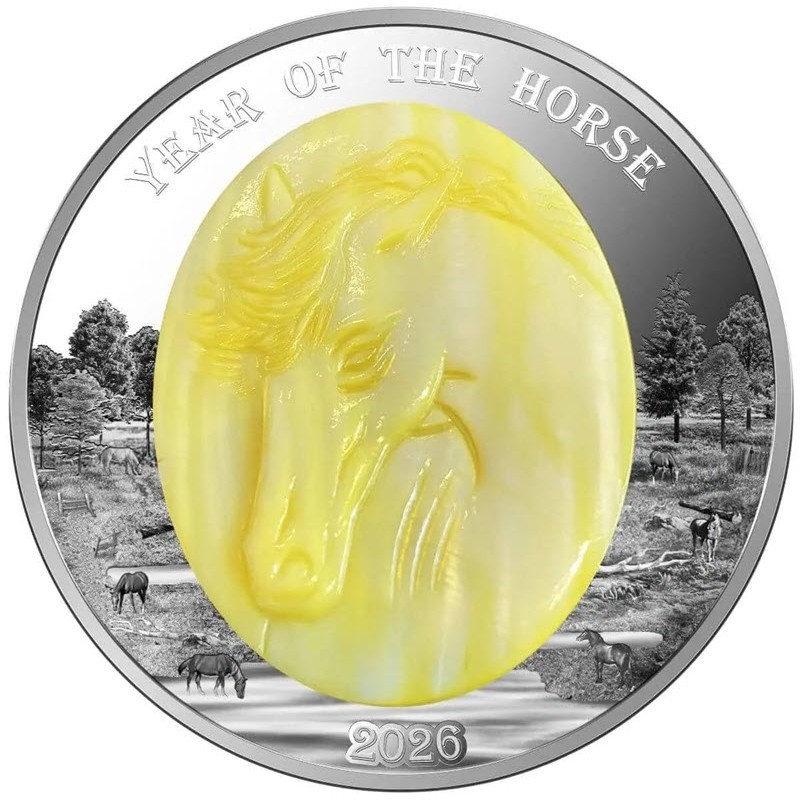 Серебряная монета Соломоновых островов 