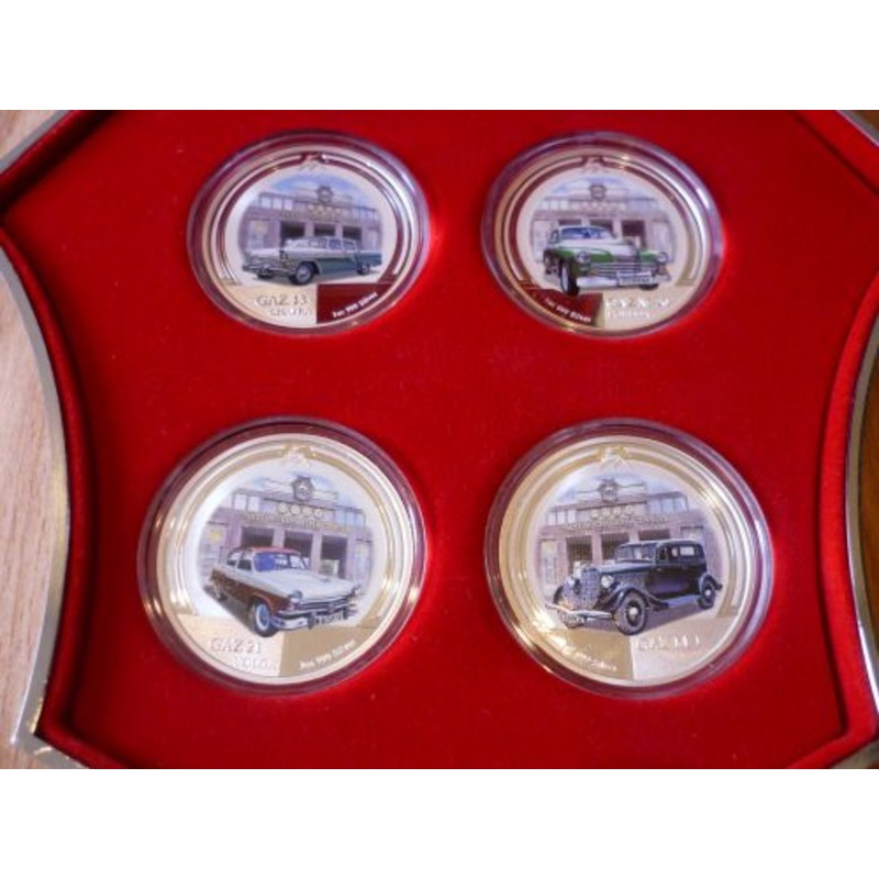 Набор серебряных монет Ниуэ "Автомобили ГАЗ" 2008 г.в., 4*31,1 г чистого серебра (Проба 0,999)